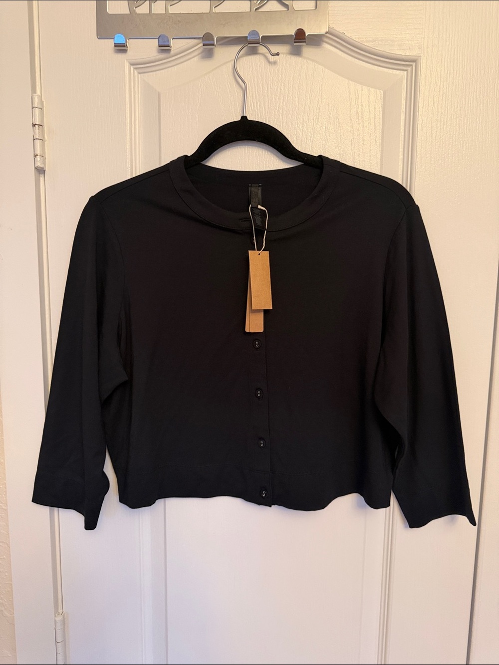 Skims Refined Knit Crop Cardigan In Obsidian — image 6 of 8